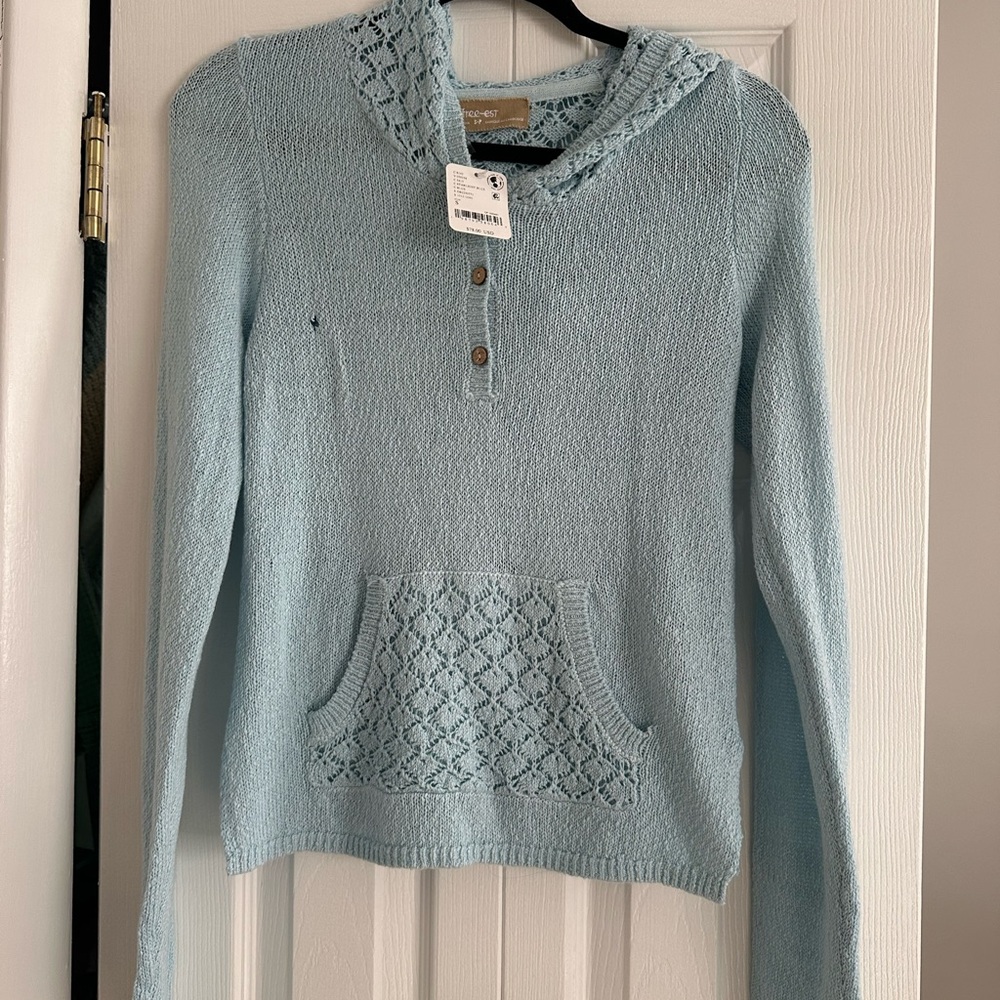 Free-est Sweater